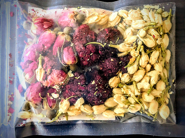 "Velvet Bloom Infusion" (Dark Plum, Jasmine, Dark Red Rose)
